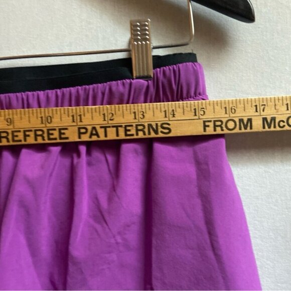 Nike Dri Fit running shorts Sz L - Picture 8 of 9